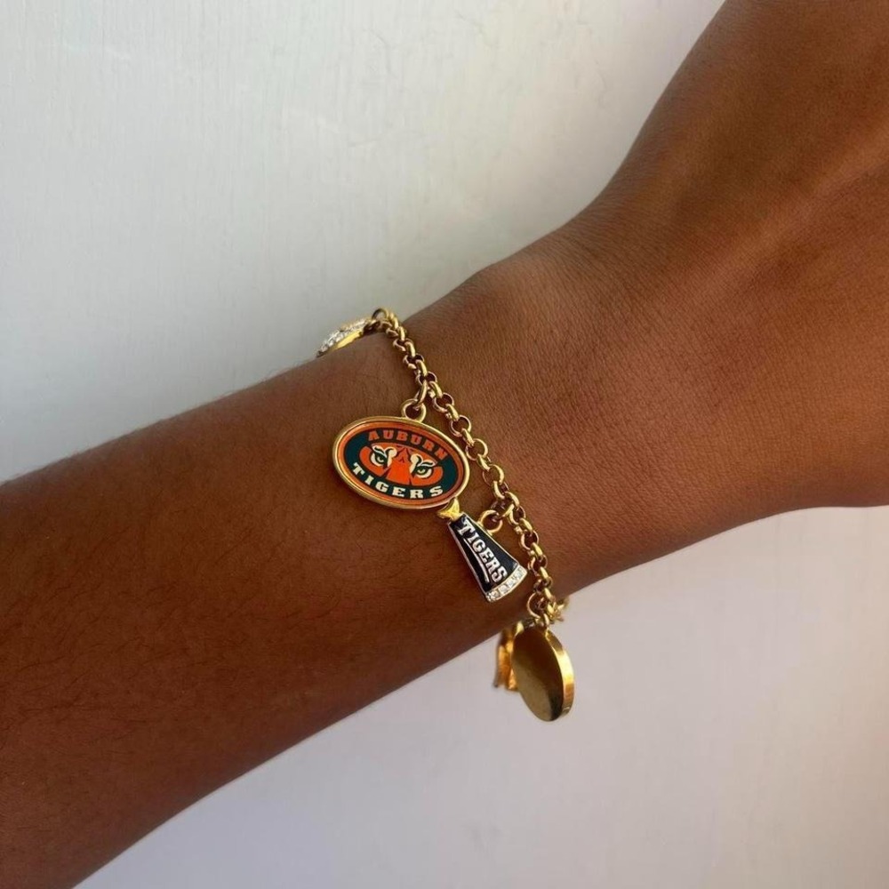 VINTAGE GOLD‎ TONE DANBURY MINT AUBURN UNIVERSITY THEMED FOOTBALL CHARM BRACELET